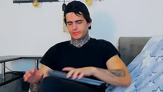 CarterCole online show from January 12, 2026, 11:39 am