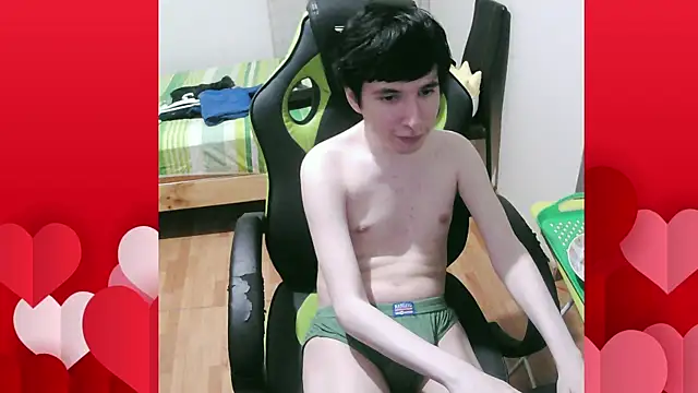 Snapshot of Twink_martinboy chatting on March 7, 2025, 4:24 am Twink martinboy online show from March 7, 2025, 4:24 am