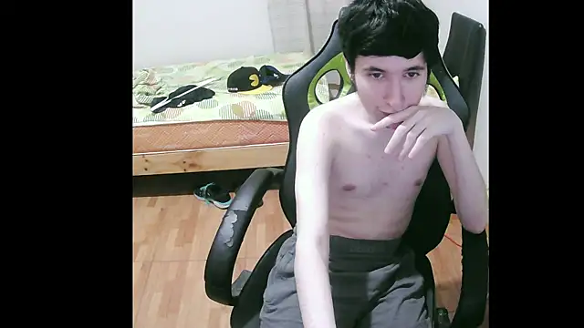 Snapshot of Twink_martinboy chatting on February 11, 2025, 11:33 pm Twink martinboy online show from February 11, 2025, 11:33 pm