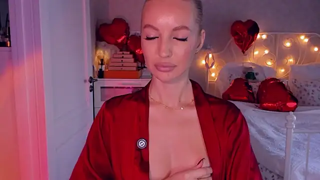 aestetick online show from February 20, 2026, 10:50 am