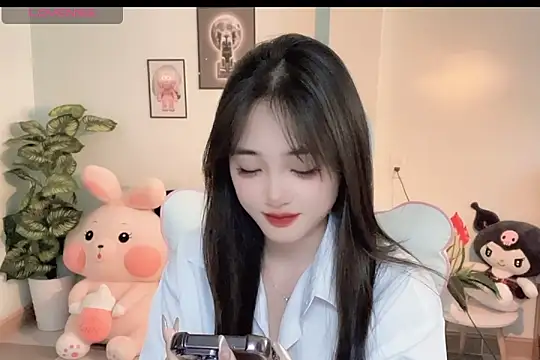  Aimy  online show from December 2, 2025, 5:53 am