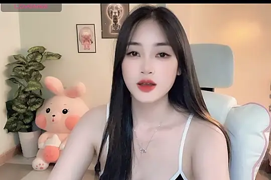  Aimy  online show from December 14, 2025, 8:09 am