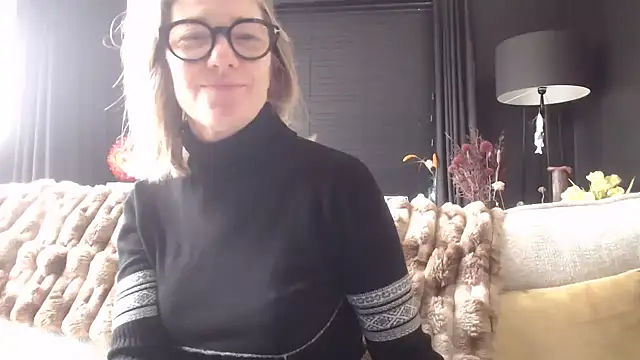 Snapshot of godinflower chatting on February 24, 2026, 9:32 am godinflower online show from February 24, 2026, 9:32 am