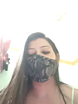 SANAYA ROY online show from September 10, 2025, 8:41 pm