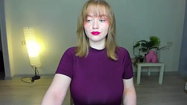 Snapshot of AidaPerry chatting on October 14, 2025, 3:45 pm AidaPerry online show from October 14, 2025, 3:45 pm