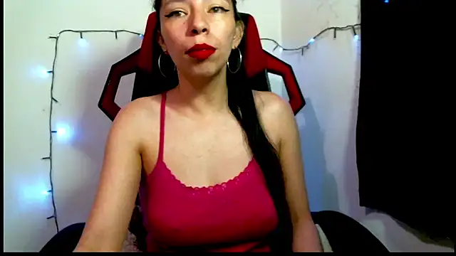 Snapshot of catalina_colombia chatting on March 12, 2025, 2:56 pm catalina colombia online show from March 12, 2025, 2:56 pm