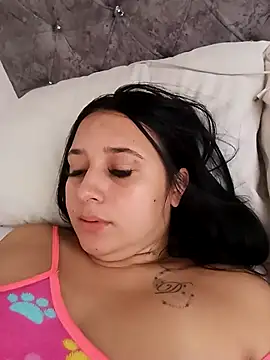 Snapshot of Juanamd1 chatting on September 29, 2025, 12:00 pm Juanamd1 online show from September 29, 2025, 12:00 pm