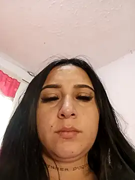 Snapshot of Juanamd1 chatting on October 17, 2025, 12:18 pm Juanamd1 online show from October 17, 2025, 12:18 pm