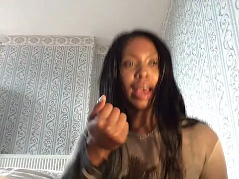 nolotymfcXo online show from May 14, 2026, 12:57 pm