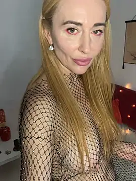 Snapshot of Lakshmi_lotus chatting on April 25, 2026, 11:02 pm Lakshmi lotus online show from April 25, 2026, 11:02 pm