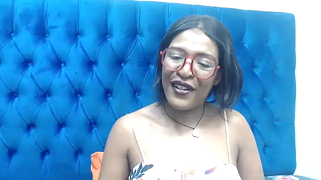 Snapshot of SpicyQueenxxxx chatting on April 17, 2026, 10:01 pm SpicyQueenxxxx online show from April 17, 2026, 10:01 pm