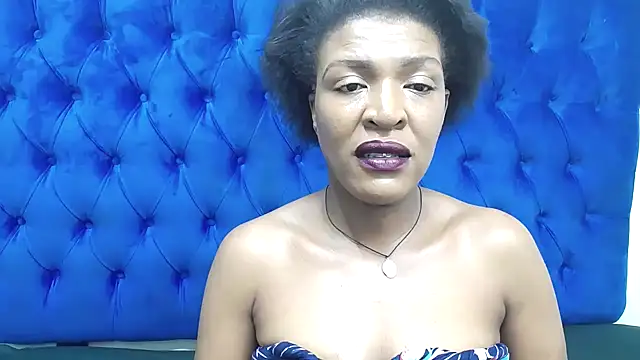 SpicyQueenxxxx online show from May 13, 2026, 12:23 pm