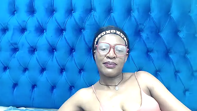 Snapshot of SpicyQueenxxxx chatting on March 11, 2026, 4:23 pm SpicyQueenxxxx online show from March 11, 2026, 4:23 pm