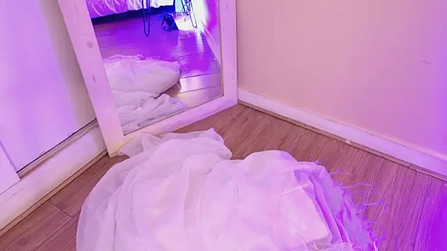 dakotaa   online show from March 6, 2026, 7:42 pm