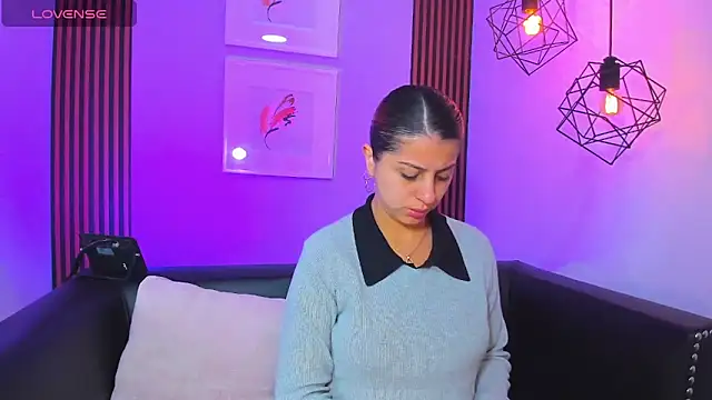 Snapshot of Nahiajhonson_ chatting on February 4, 2026, 12:55 pm Nahiajhonson online show from February 4, 2026, 12:55 pm