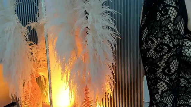 EmmaTorres  online show from February 24, 2026, 9:37 pm