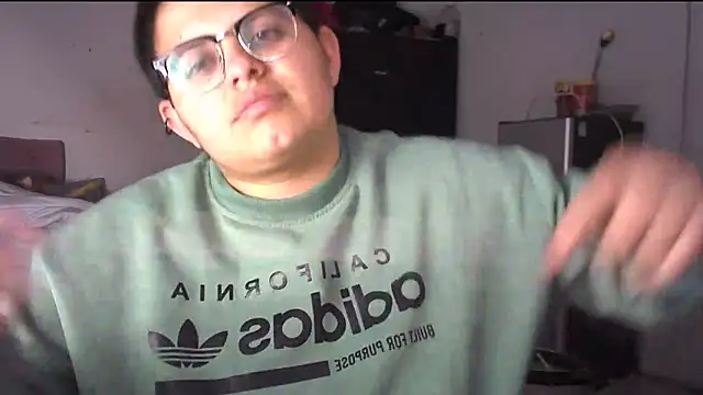 tatsumi nao online show from March 21, 2025, 3:55 am