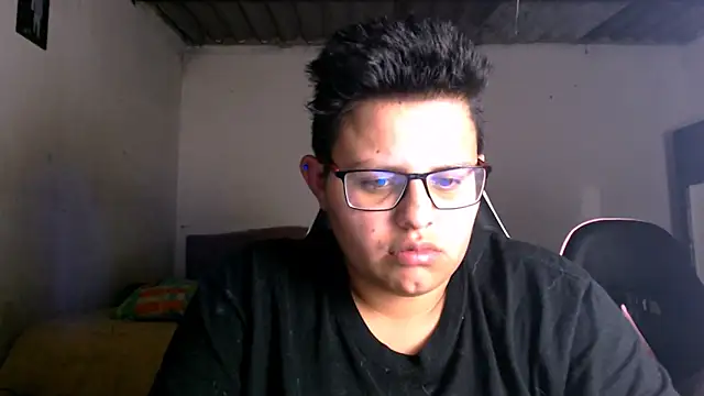 tatsumi nao online show from October 17, 2025, 12:58 am