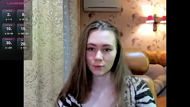 MadeleineWiliams online show from November 2, 2025, 9:09 pm