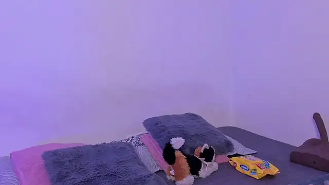 Snapshot of crystalvazquez chatting on November 16, 2025, 12:54 pm crystalvazquez online show from November 16, 2025, 12:54 pm