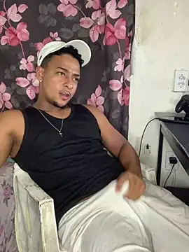 outropirocudo online show from July 23, 2026, 4:43 am