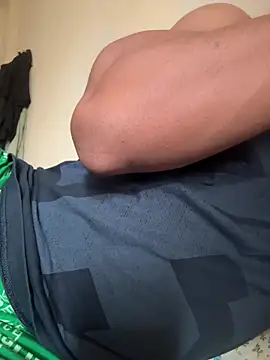 Snapshot of Blaze_xXx chatting on April 8, 2026, 11:01 am Blaze xXx online show from April 8, 2026, 11:01 am