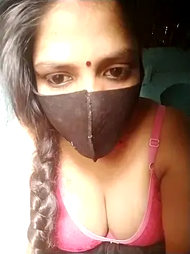 Snapshot of haymona chatting on August 3, 2026, 5:59 am haymona online show from August 3, 2026, 5:59 am