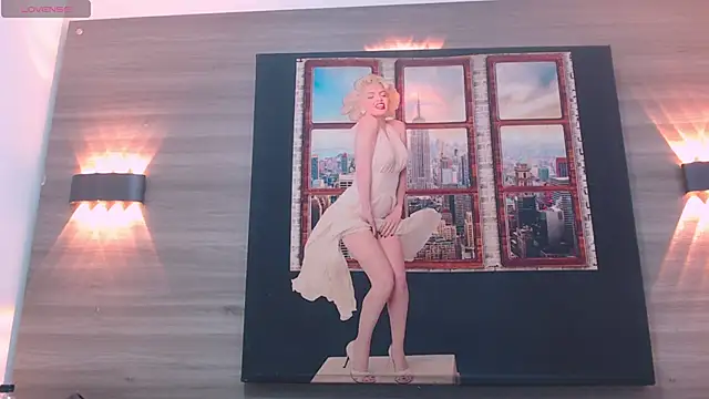 Cutie Shy  online show from November 4, 2025, 12:09 pm