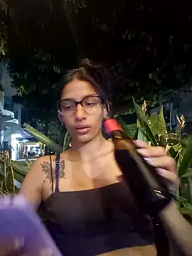 lily sk online show from February 17, 2025, 11:43 pm