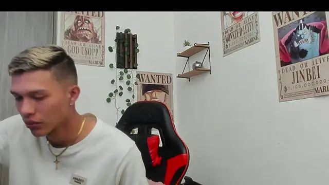 Snapshot of TommyGun_22 chatting on October 15, 2025, 11:46 pm TommyGun 22 online show from October 15, 2025, 11:46 pm