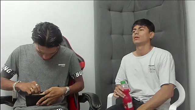 TommyGun 22 online show from February 26, 2026, 12:43 am