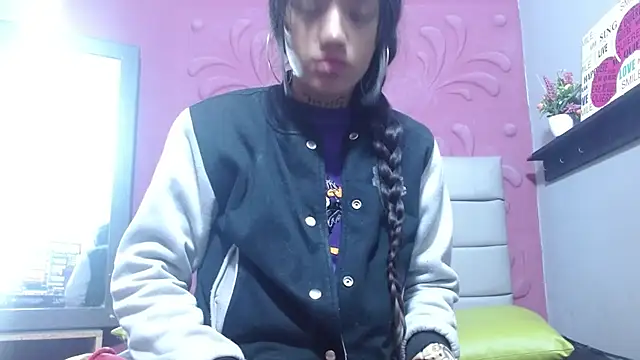 Snapshot of camilawilliams707rs chatting on February 17, 2026, 12:19 am camilawilliams707rs online show from February 17, 2026, 12:19 am