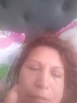 Kazsandraa online show from April 3, 2026, 2:12 pm