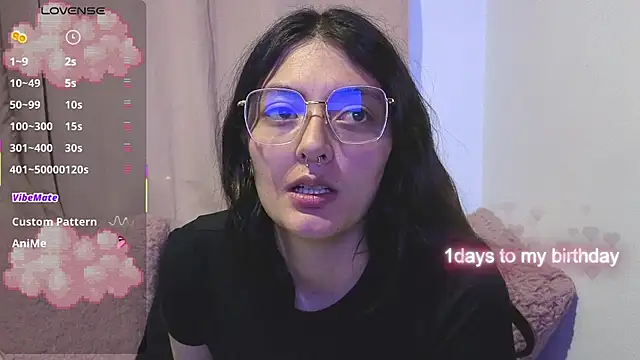 Snapshot of lessliee22_ chatting on May 12, 2026, 7:05 am lessliee22 online show from May 12, 2026, 7:05 am