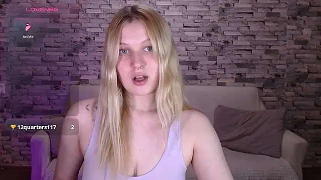 Snapshot of EmiliaDuchess chatting on March 17, 2026, 2:09 pm EmiliaDuchess online show from March 17, 2026, 2:09 pm