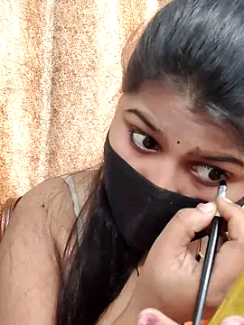 Snapshot of Hotty-simran chatting on February 3, 2026, 4:32 am Hotty-simran online show from February 3, 2026, 4:32 am