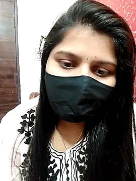 Snapshot of Hotty-simran chatting on March 5, 2025, 4:45 am Hotty-simran online show from March 5, 2025, 4:45 am