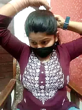 Snapshot of Hotty-simran chatting on March 6, 2025, 8:30 am Hotty-simran online show from March 6, 2025, 8:30 am