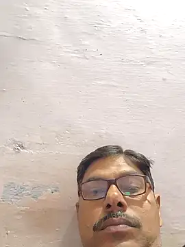 Srmotrs online show from November 12, 2025, 1:32 am