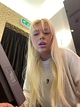 Arabellalee23 online show from January 25, 2025, 9:57 am