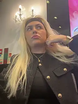 Arabellalee23 online show from February 22, 2025, 7:25 pm