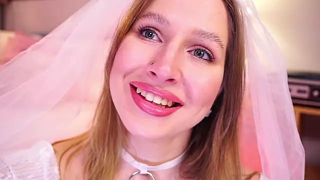 AnnLevine online show from October 31, 2025, 2:13 pm