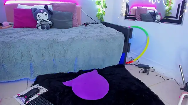 YouliteSllut2 online show from March 11, 2025, 11:58 pm