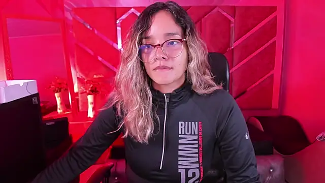 Olivia Fox69 online show from February 10, 2026, 3:27 am