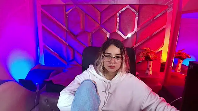 Olivia Fox69 online show from December 21, 2025, 3:52 am