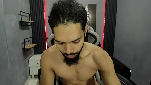 Amir Abdull online show from November 14, 2025, 2:43 pm