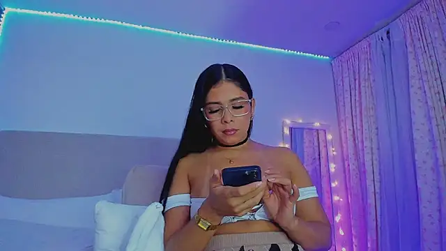 VIDEO SALE 4 YOU online show from May 19, 2026, 11:23 pm