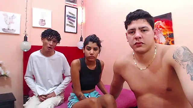 sex twinks online show from February 21, 2025, 7:10 pm