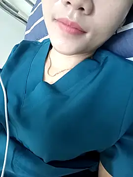 Body sexygirl online show from May 13, 2026, 4:19 am