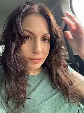 BeautifulMesss online show from July 13, 2026, 3:44 pm